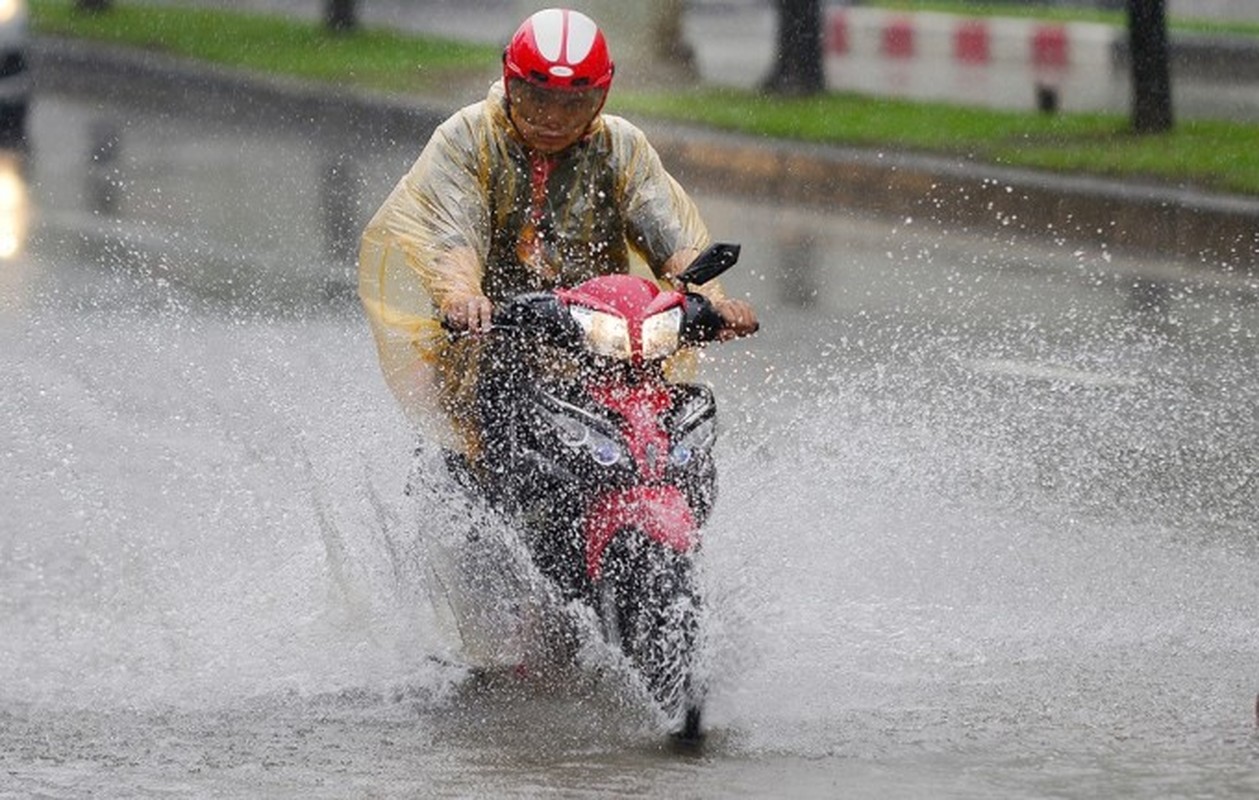 Ha Noi don dot ret dau tien voi duong ngap trang-Hinh-5